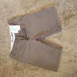 Old Navy Brown Khaki Shorts. 34 Waist. Good Condition.